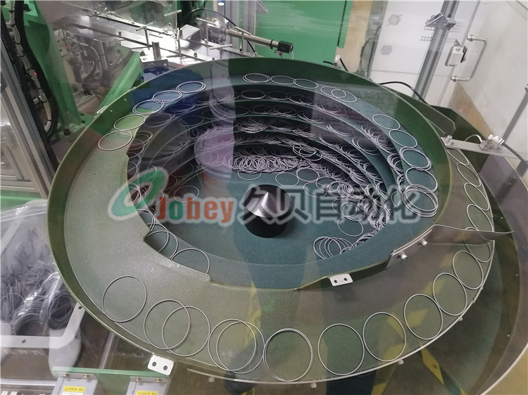 油封彈簧供料